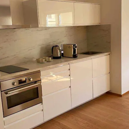 Anna Affittacamere Bari